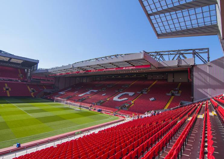 A Sala De Mudança No Estádio De Anfield Em Liverpool, Reino Unido